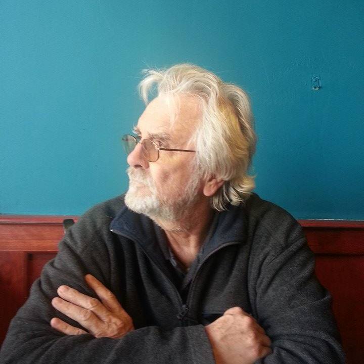 6995_10202113423812856_1191568975_n